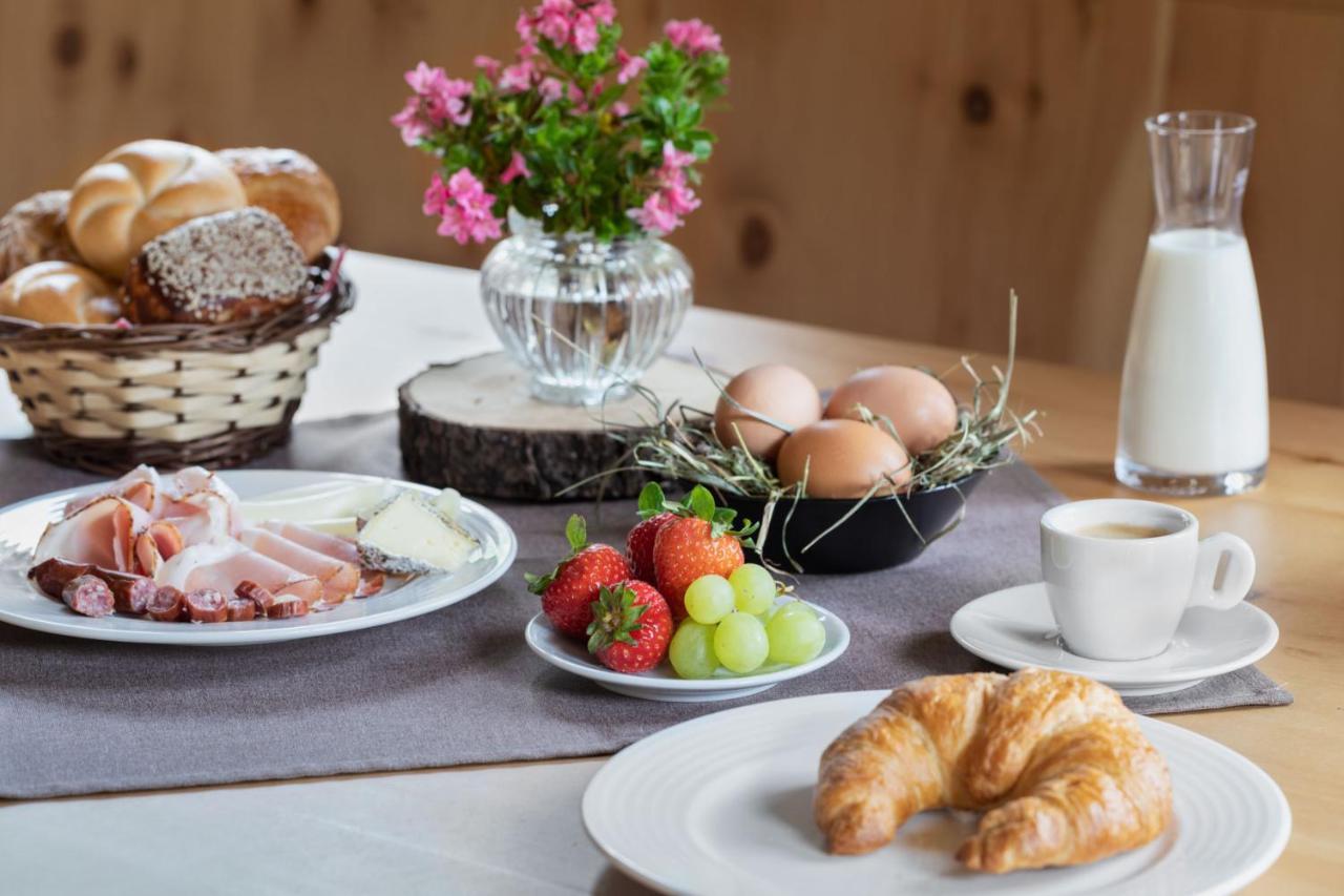 Berggasthaus Hoellensteinhuette Hotel Tux Ngoại thất bức ảnh